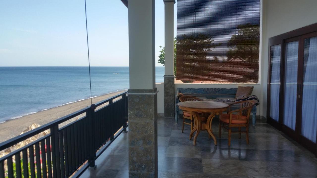 Amed Beach Villa Eksteriør billede